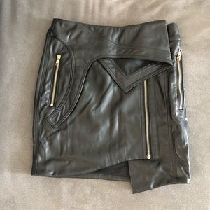 Angl black leather skirt